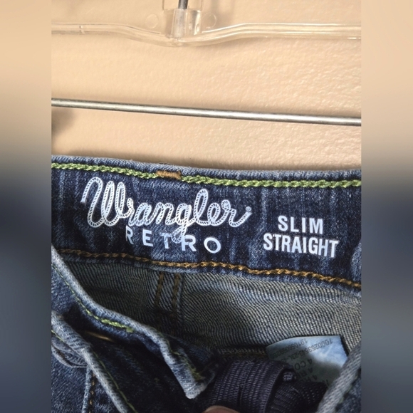 Boy's Wrangler Retro Slim Straight Adjustable Waist Jeans, Size 4 Reg - Picture 4 of 5